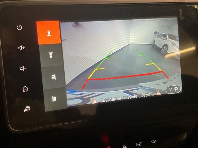 DACIA Duster usata, con Sensori di parcheggio posteriori