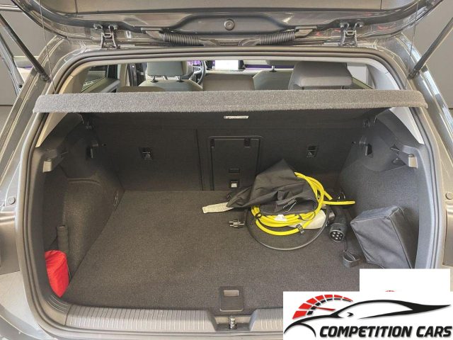 VOLKSWAGEN Golf usata, con Sedile posteriore sdoppiato