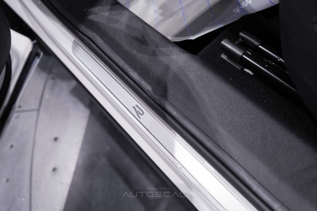 VOLKSWAGEN Tiguan usata, con ESP