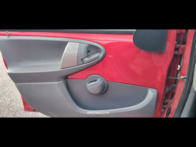 PEUGEOT 107 usata 16