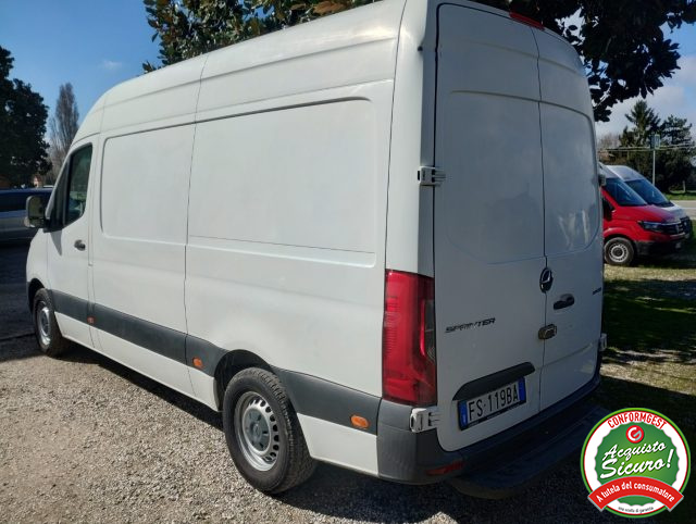 MERCEDES-BENZ Sprinter usata, con Autoradio