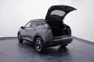 PEUGEOT 2008 usata, con Apple CarPlay