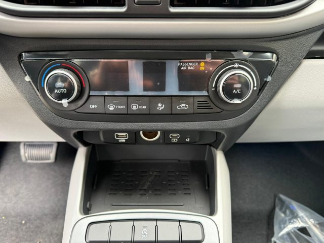 HYUNDAI i10 usata, con Sensori di parcheggio posteriori