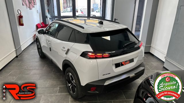 PEUGEOT 2008 usata, con Volante multifunzione