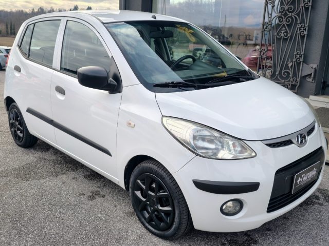 HYUNDAI i10 usata, con Airbag