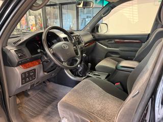 TOYOTA Land Cruiser usata, con Cerchi in lega