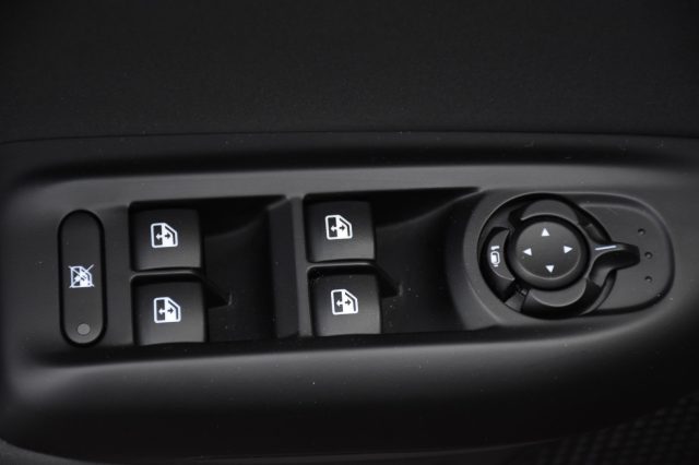 ALFA ROMEO Tonale usata, con Sedile posteriore sdoppiato