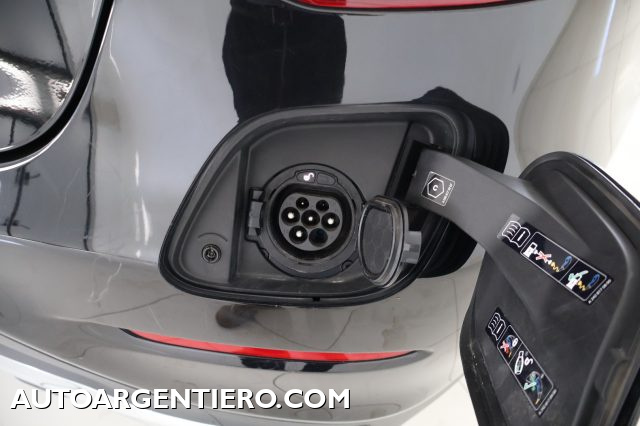 MERCEDES-BENZ GLC 300 usata, con Hill holder