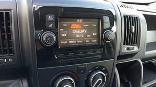 PEUGEOT Boxer usata, con USB