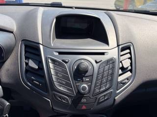 FORD Fiesta usata, con ESP
