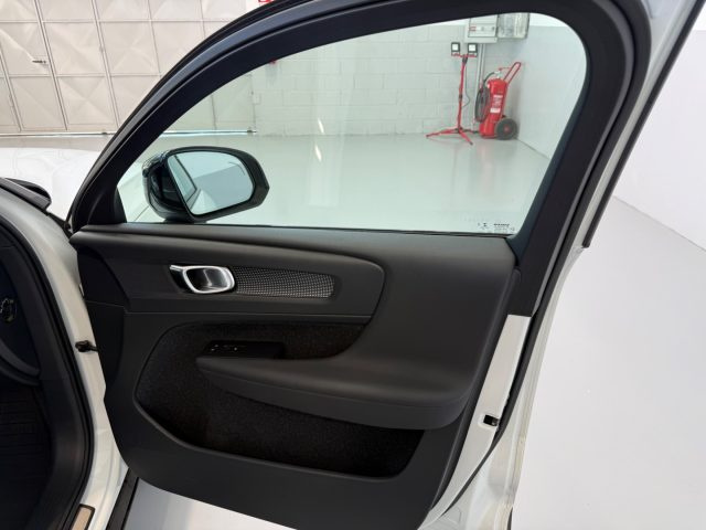 VOLVO XC40 usata 35