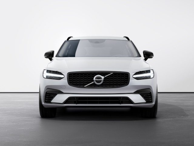 VOLVO V90 usata, con Alzacristalli elettrici