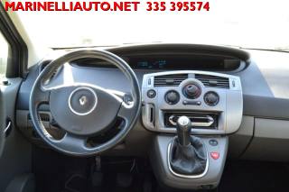 RENAULT Scenic usata, con Sedile posteriore sdoppiato