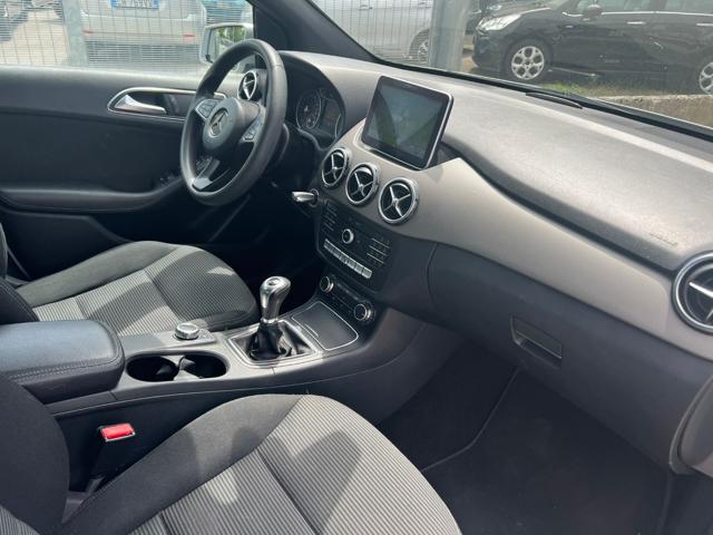 MERCEDES-BENZ B 180 usata, con Cronologia tagliandi