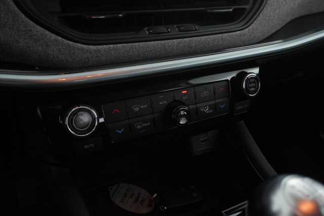 JEEP Compass usata 16