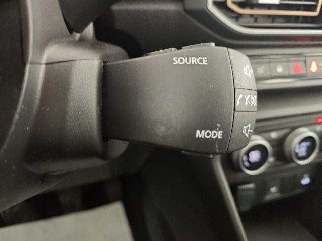 DACIA Sandero usata, con Autoradio digitale