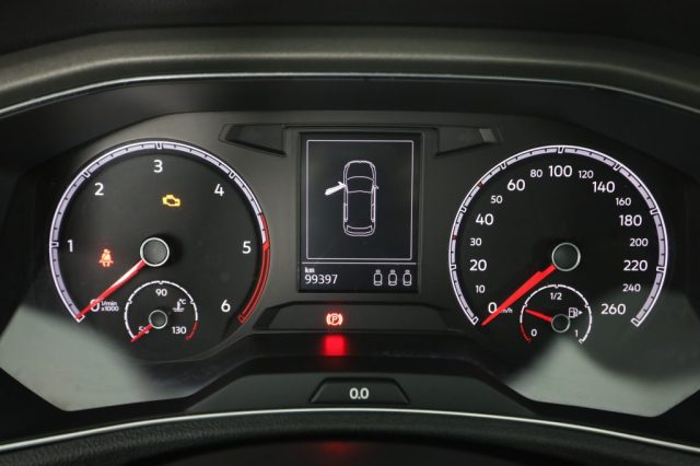 VOLKSWAGEN T-Roc usata 6