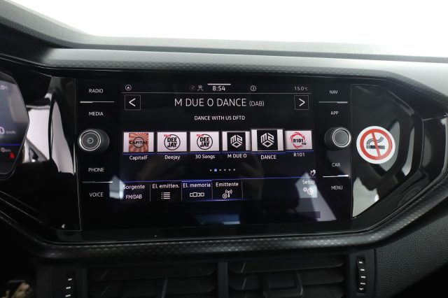 VOLKSWAGEN T-Cross usata 17