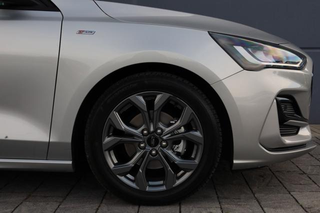 FORD Focus usata, con Telecamera per parcheggio assistito