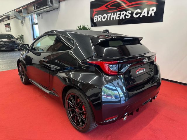 TOYOTA Yaris usata, con Cerchi in lega