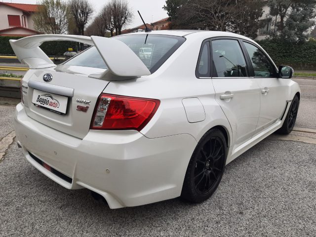SUBARU WRX STI usata, con Autoradio