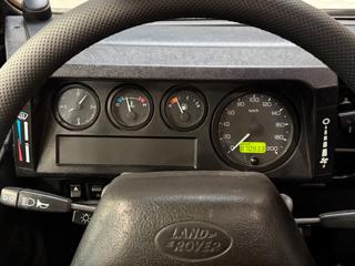 LAND ROVER Defender usata 17