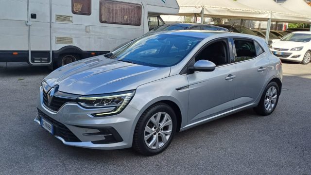 RENAULT Megane usata, con Climatizzatore