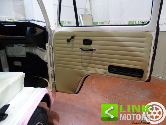 VOLKSWAGEN usata 26