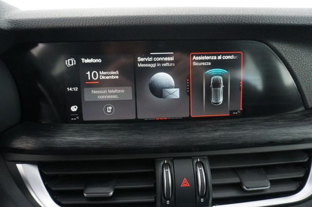 ALFA ROMEO Stelvio usata, con Autoradio digitale