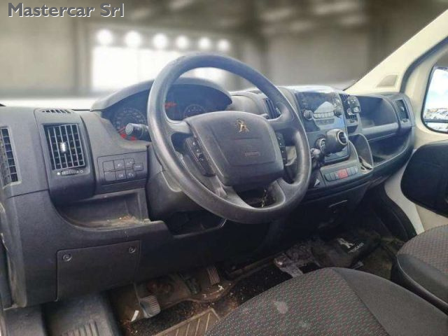 PEUGEOT Boxer usata, con Boardcomputer