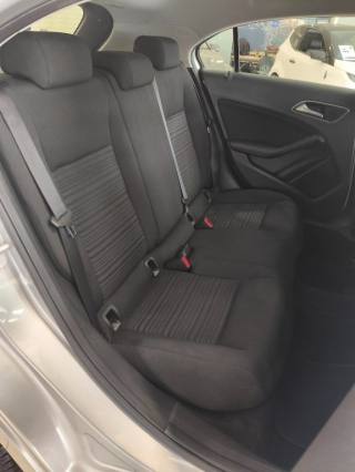 MERCEDES-BENZ A 180 usata, con Park Distance Control