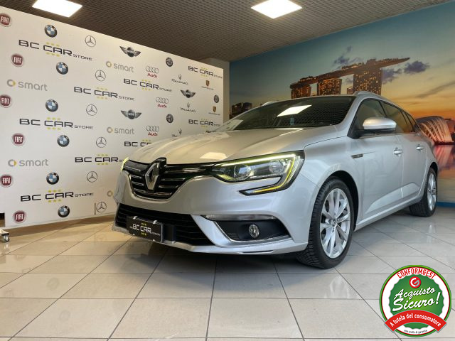 RENAULT Megane usata, con USB