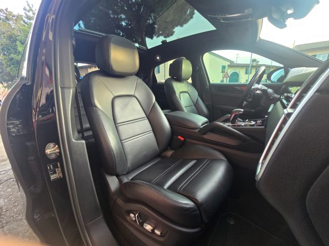 PORSCHE Cayenne usata, con Controllo trazione