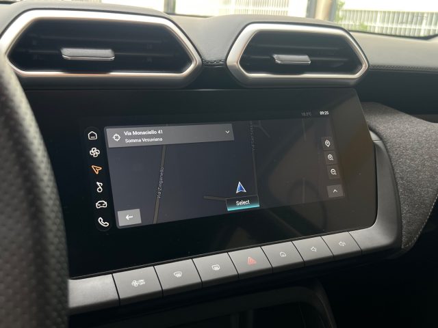 MG ZS usata, con Touch screen