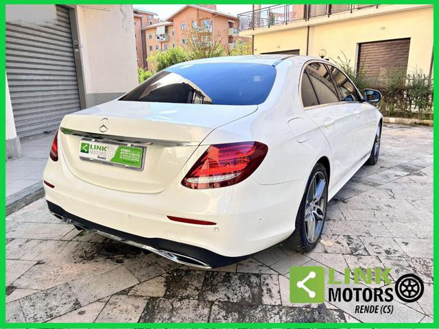 MERCEDES-BENZ E 220 usata, con Boardcomputer