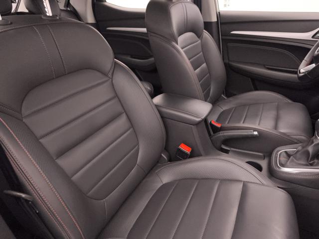 MG ZS usata, con Specchietti laterali elettrici
