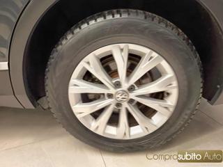 VOLKSWAGEN Tiguan usata 21