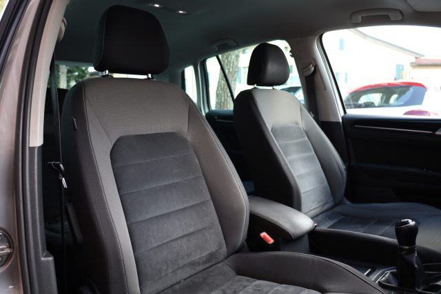 VOLKSWAGEN Golf Sportsvan usata 90