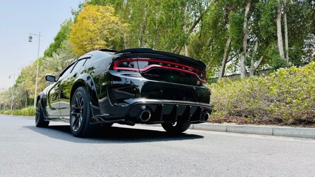 DODGE Charger usata, con Controllo elettronico della corsia