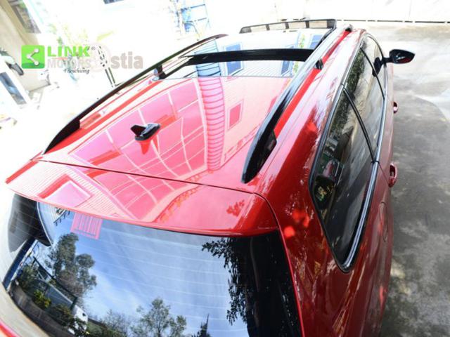 VOLKSWAGEN Passat usata, con Airbag testa
