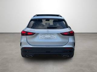 MERCEDES-BENZ GLA 200 usata, con Autoradio