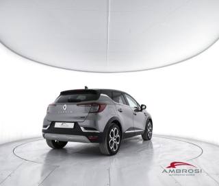 RENAULT Captur usata 2