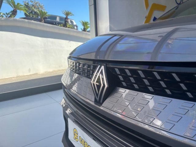 RENAULT Captur usata, con Volante in pelle