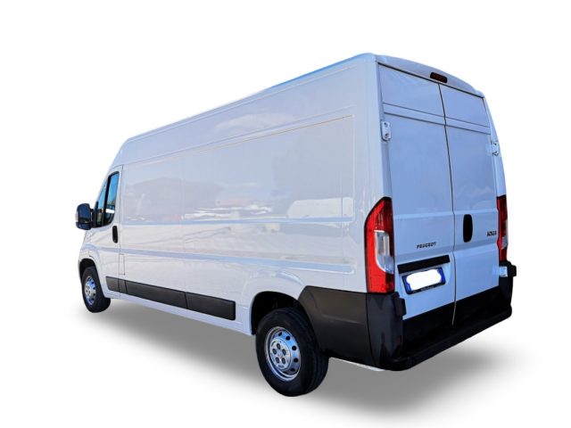 PEUGEOT Boxer usata, con Autoradio
