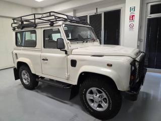 LAND ROVER Defender usata, con Autoradio