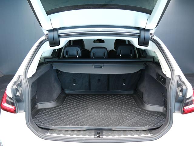 BMW 320 usata, con Autoradio