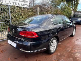VOLKSWAGEN Passat usata, con Autoradio