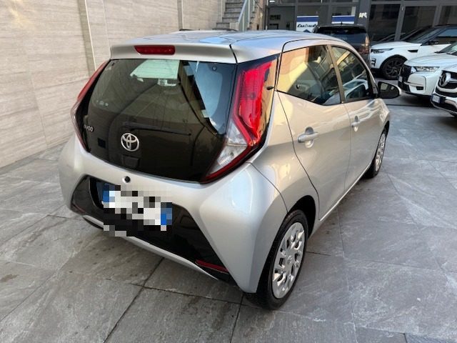 TOYOTA Aygo usata, con Autoradio