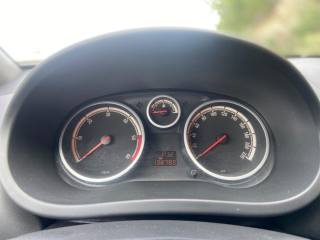 OPEL Corsa usata, con Servosterzo