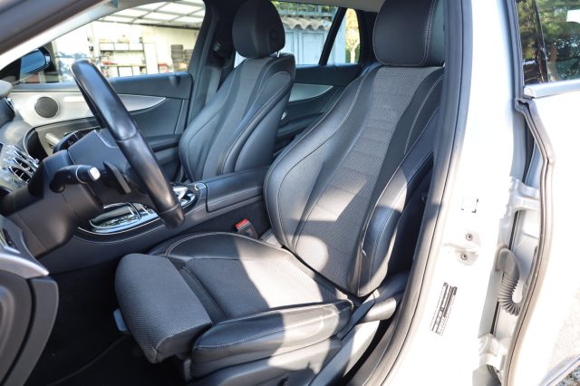 MERCEDES-BENZ E 220 usata, con Luci diurne